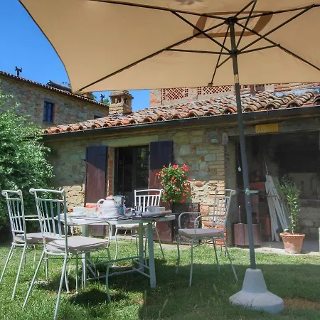Luxurious Farmhouse In With Garden בית נופש אומברטידה