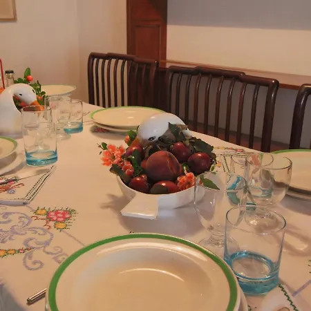 בית נופש Luxurious Farmhouse In With Garden